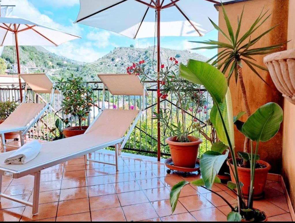 Tao Charming Apartment タオルミーナ 部屋 写真
